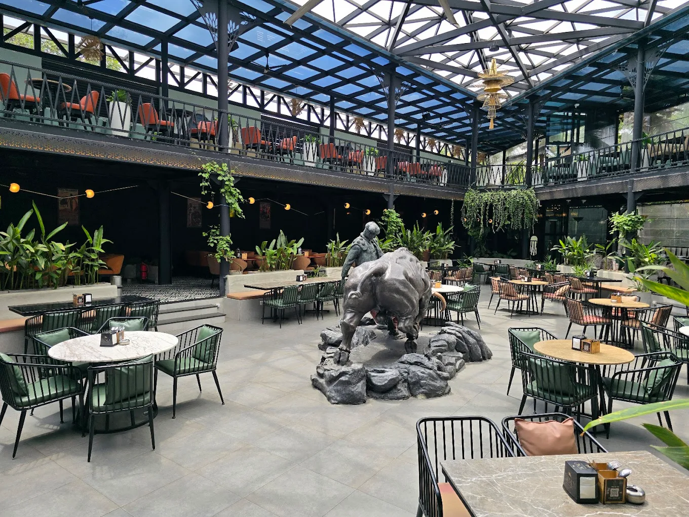 Lunch ambience at Toro Brew House & Kitchen